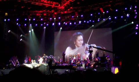 Yanni Concert Photos - by Don Shetterly